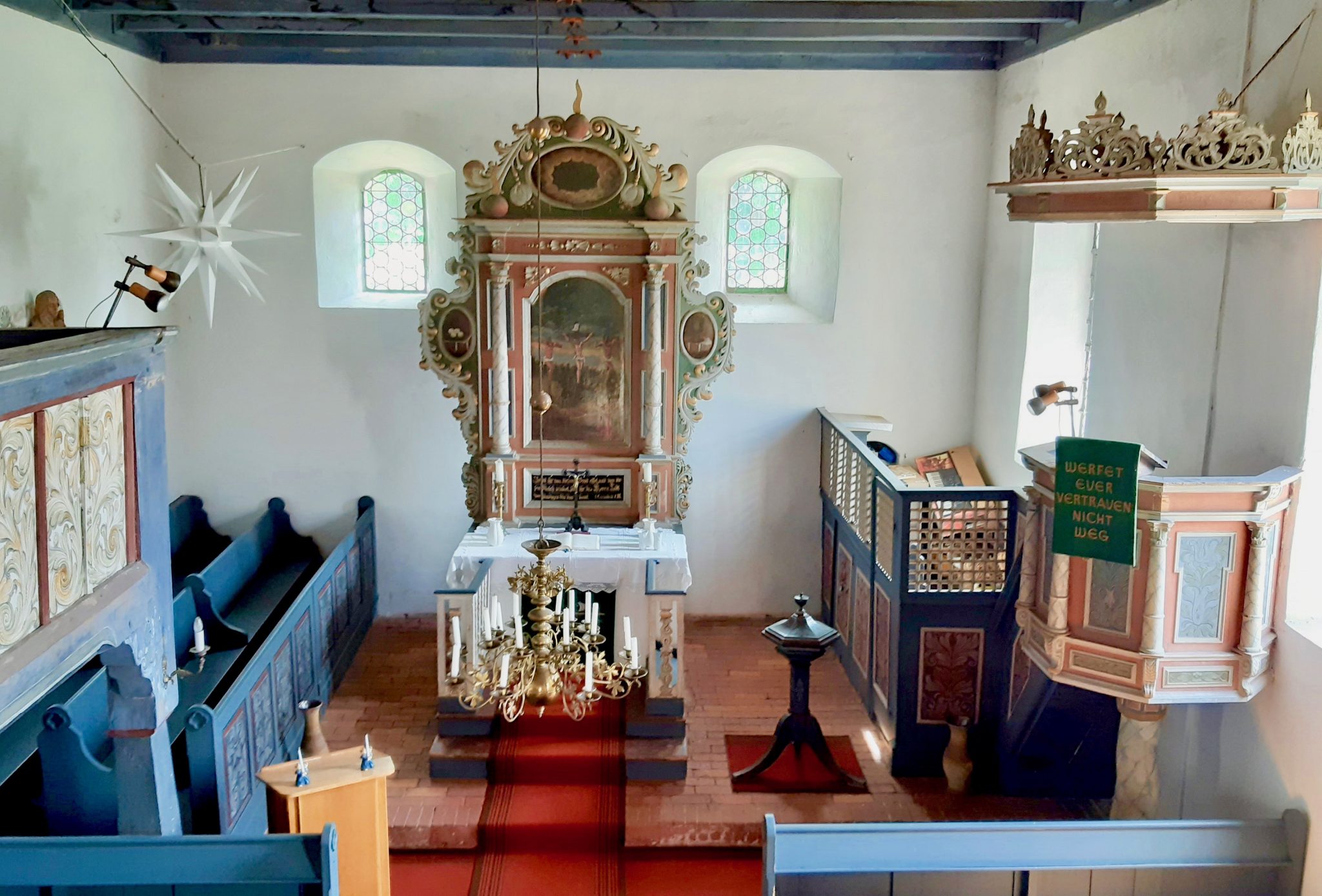 Die Dorfkirche von Kuhlowitz (TeltowFläming) ist gut behütet